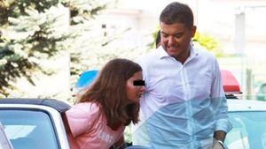 Ce a postat fiica lui Boureanu după ce a aflat că tatăl ei este în pericol să fie ARESTAT!