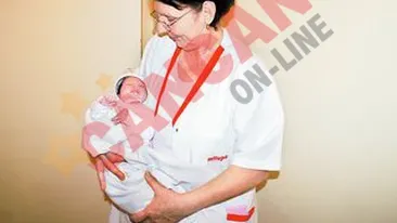 Fetita gasita la ghena, data la asistenta maternala