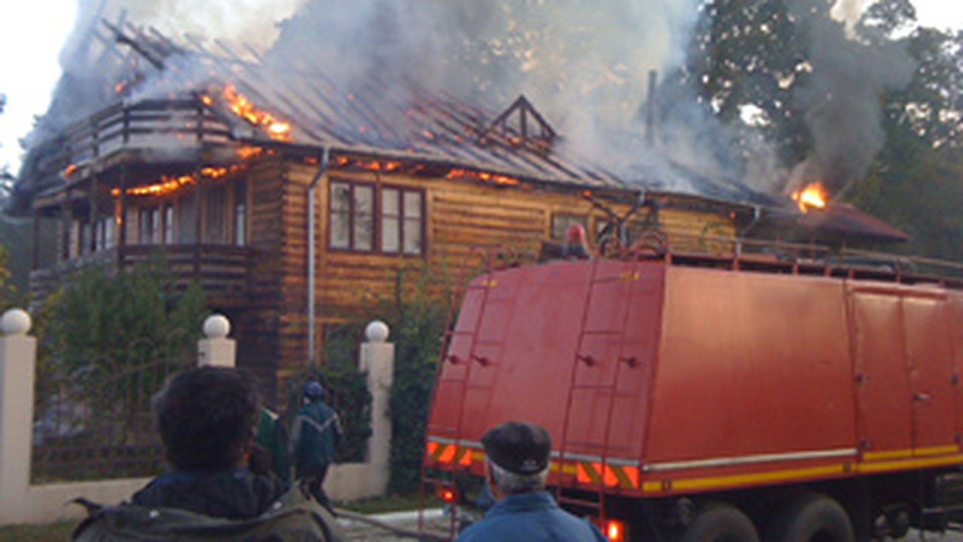 Un barbat din Alba a dat foc casei in care locuiau socrii lui!