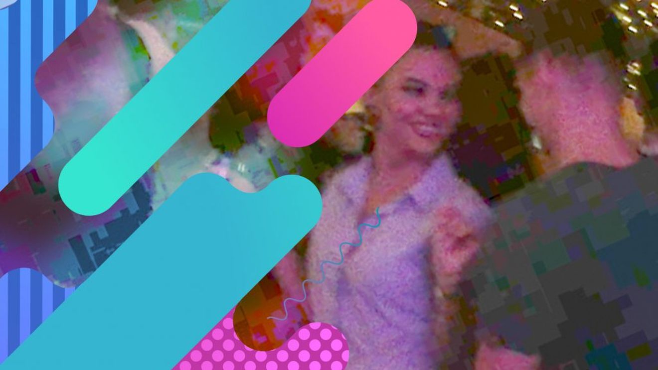 L-am filmat cu o sexoasă în NUBA la 3 dimineața!