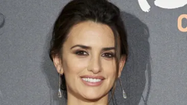 Naşterea băietelului regal a eclipsat-o total! Penelope Cruz a născut in aceeasi zi cu Kate. Vezi ce sex are copilul actritei