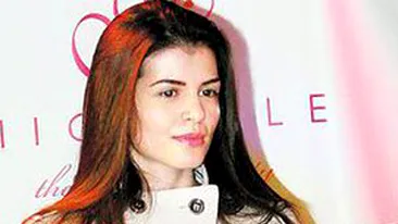 Mama lui Dinu Damaschin: Eu am invatat-o pe Monica Gabor sa spele un chilot si sa curete un ou