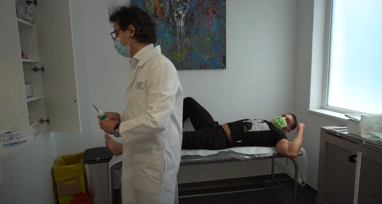 Dorian Popa a ajuns la spital, iar medicul a intervenit imediat! Ce problemă medicală are carismaticul artist