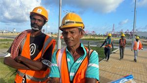 Ce salarii au imigranții care lucrează în România. Câștigă dublu față de mulți români și triplu față de țara lor