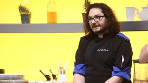 Omleta japoneză a lui chef Florin Dumitrescu. Ai nevoie de 5 ouă și de un ingredient secret