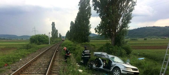 Singura supraviețuitoare a accidentului din Jibou a aflat că prietenele ei au murit! Cum a reacționat șoferița