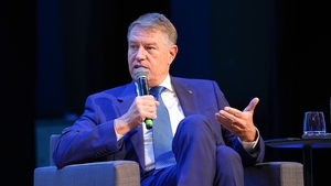 Klaus Iohannis a închiriat un avion de 62 de milioane de dolari. Imagini cu “bijuteria” care îl va duce direct de la Sibiu la New York