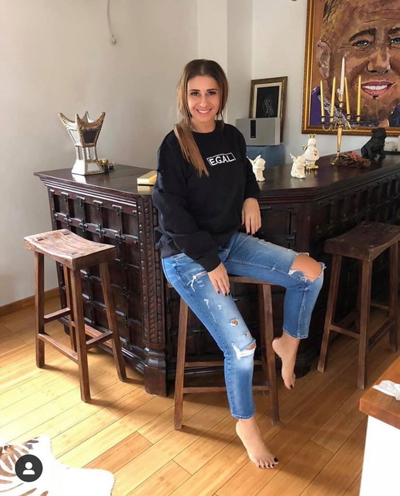 Totul a fost o minciună! Anamaria Prodan a recunoscut: „Port peruci mereu”. Cum arată părul ei natural, de fapt