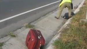 VIDEO O stripteuza a murit calcata de un tir! "N-am mai apucat sa ii spun sa se fereasca"