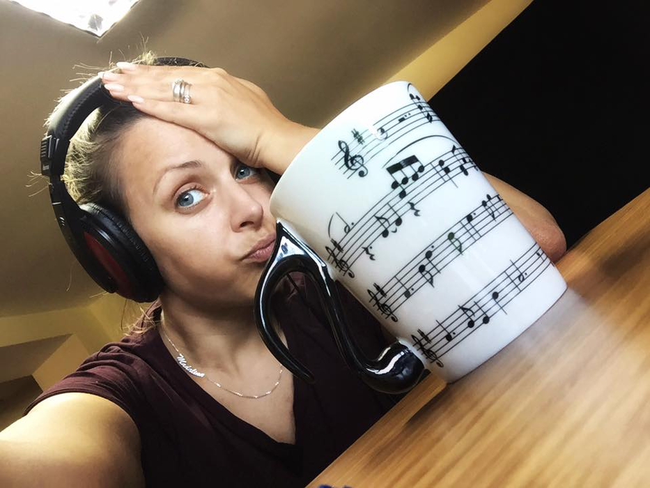 Ce s-a ales de veverițele lui Cătălin Măruță după ce au fost concediate de la Pro TV. Cum arată Alina și Mădălina acum și ce au ajuns să facă pentru bani