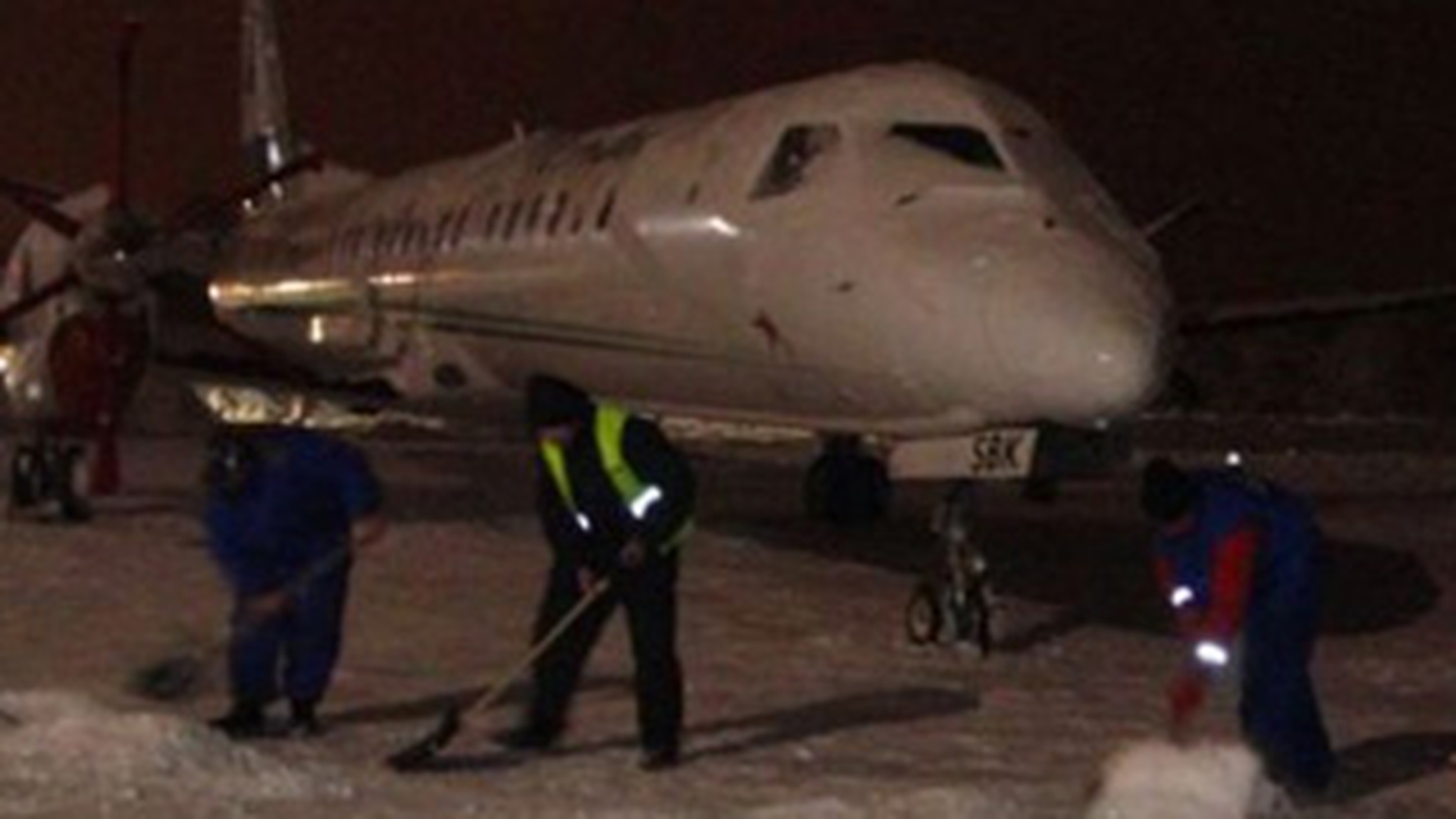 Aeroportul Craiova, unde un avion a iesit de pe pista, a fost inchis!