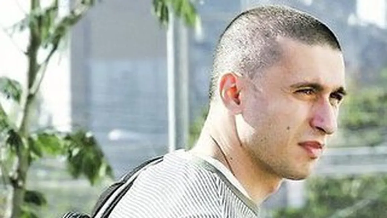 Actorul Dragos Bucur e indignat ca a fost acuzat de agresiune de consultanta de imagine a trupei sotiei sale: Daca cineva isi imagineaza ca eu as putea da intr-o femeie....