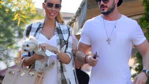 BIANCA DRĂGUŞANU le-a arătat fanilor cum o ,,ajută’’ VICTOR la cumpărăturile fetiţei lor:,,Şi tăticii se implică... ‘’