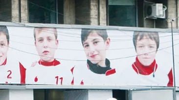 Sorin de la Akcent se protejeaza ca la carte