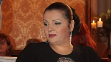 Se mărită după 23 de ani de concubinaj: Vreau petrecere surpriză, nu sunt Bianca... Vezi ce artista face asta la 54 de ani