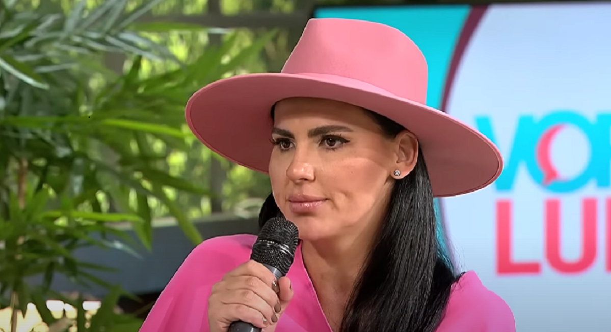 Lavinia Pîrva are o relație specială cu părinții ei/ Sursa foto: Captură video