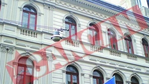 S-a aruncat de la zece pe hotelul Capsa
