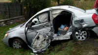 Accident rutier grav la Morărești, în judetul Arges. Două autoturisme s-au ciocnit violent in dreptul Hotelului Regal