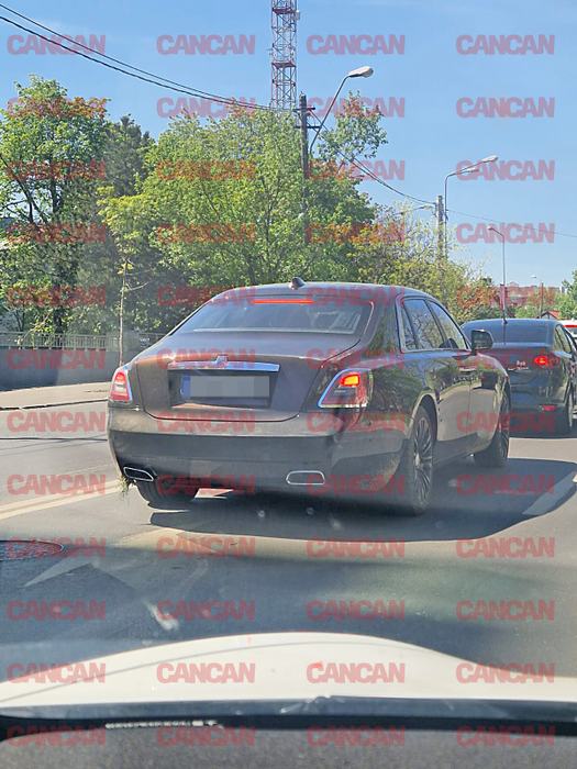Ce daune a suferit Rolls-ul de 1/2 milion € al lui Gigi Becali după “pelerinajul” la stână. Foto: CANCAN.RO