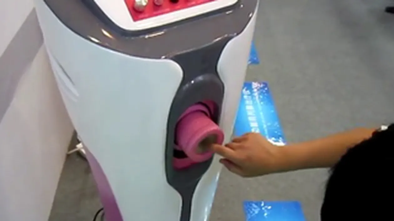 Video de senzatie! Nici nu te chinui sa ghicesti ce e asta! Asa arata cel mai modern colector de sperma din Japonia!