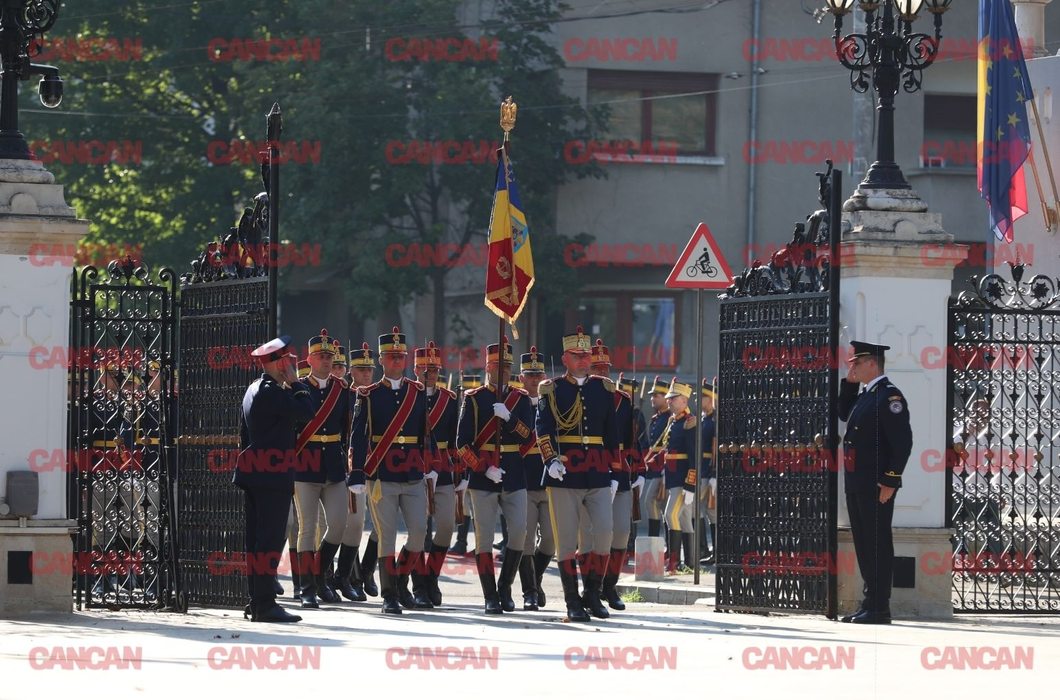 Ion Iliescu, pe ultimul drum! CANCAN.RO face radiografia evenimentelor, după ce fostul președinte al României a murit! Detalii despre ceremonia de înhumare