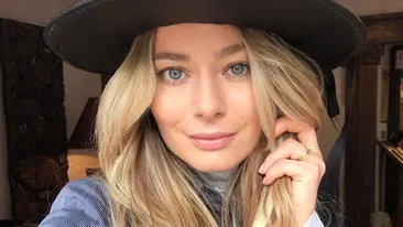 LAURA COSOI a făcut anunţul, în urmă cu puţin timp: „Vine barza!“