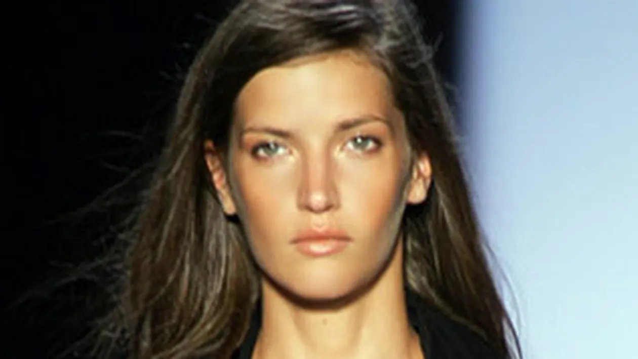 Fabuloasa viata a Dianei Dondoe! VEZI cum a ajuns un model de succes in afara, cand a plans si a clacat: Am inceput 4 facultati si n-am terminat niciuna