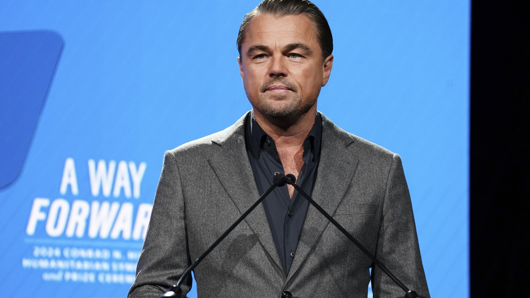Leonardo DiCaprio a împlinit 50 de ani și a încercat să păstreze un mare secret cu ocazia asta, dar nu a reușit