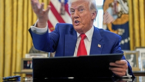 Ce s-a întâmplat cu bursele asiatice după amânarea tarifelor lui Donald Trump cu 90 de zile
