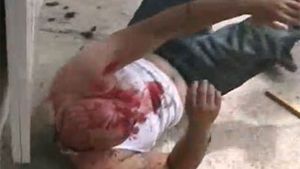 IMAGINI SOCATE! Justitia strazii: un barbat e linsat in strada dupa ce si-a omorat nevasta