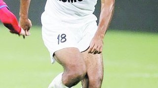 A tratat femeile ca pe mingea de fotbal