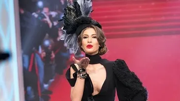 CRISTINA MIHAELA, detalii picante din relaţia ei! Cum îl alintă vedeta pe iubitul ei misterios