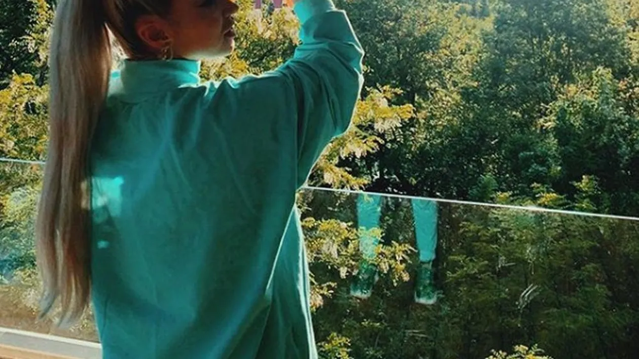 Fosta concurentă de la Asia Express, Alina Ceușan, apariție sexy cu burtica de gravidă la vedere. FOTO