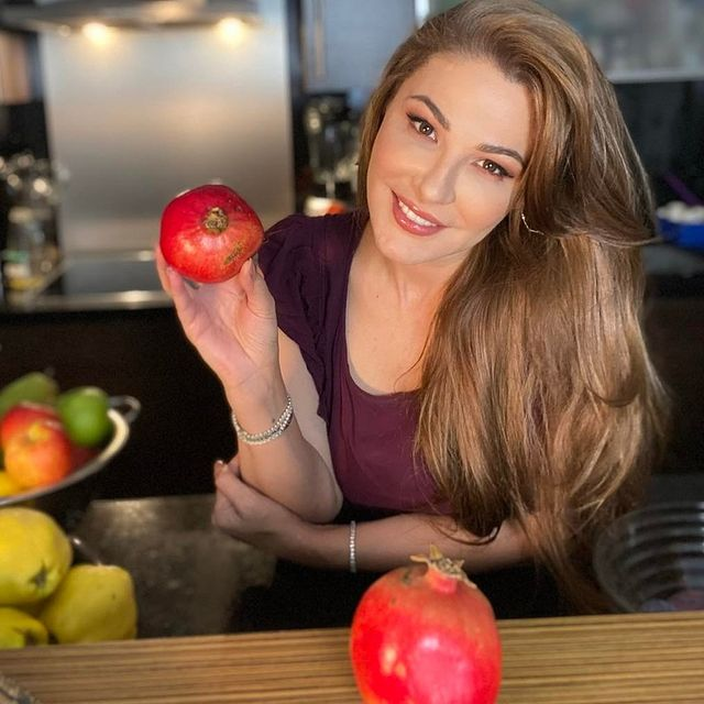 Oana Cuzino a fost căsătorită cu Yoav Stern timp de 12 ani