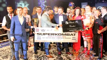 GEST MINUNAT facut de un luptator Superkombat dupa ce a dat KO-ul serii la Mamaia! Toti din sala au fost impresionati