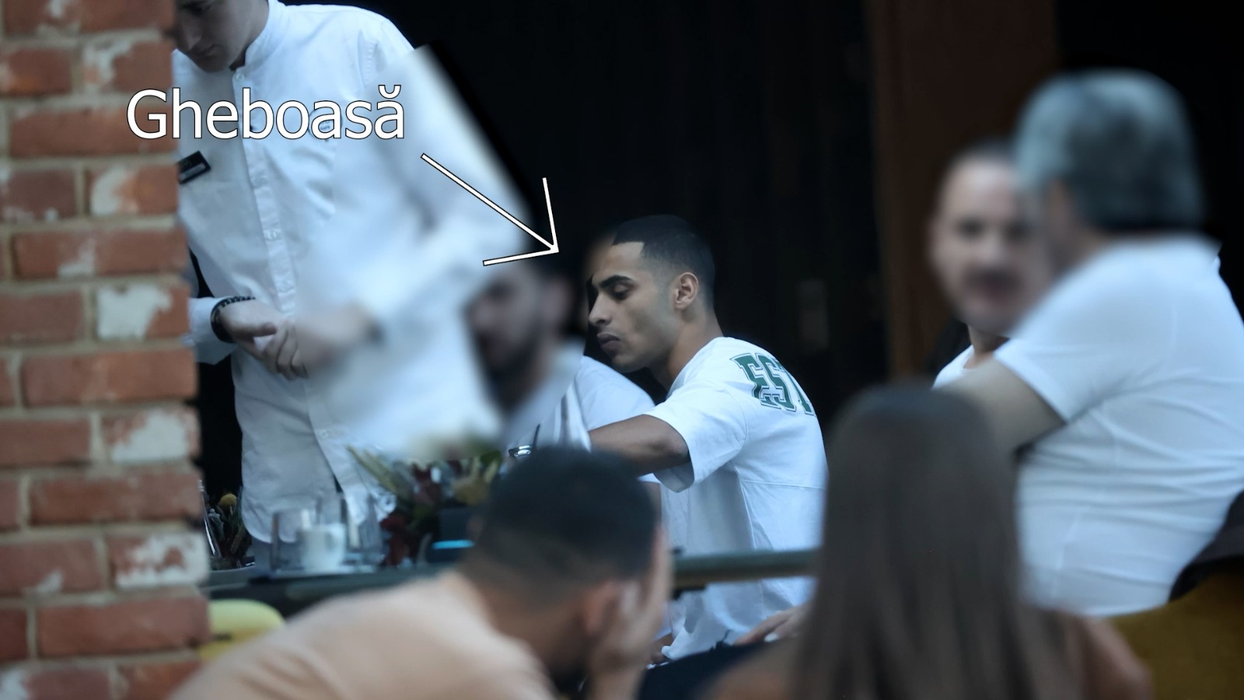 Trapperul Gheboasă a fost înfrânt în ring de Zanni / (Sursa: CANCAN.RO)