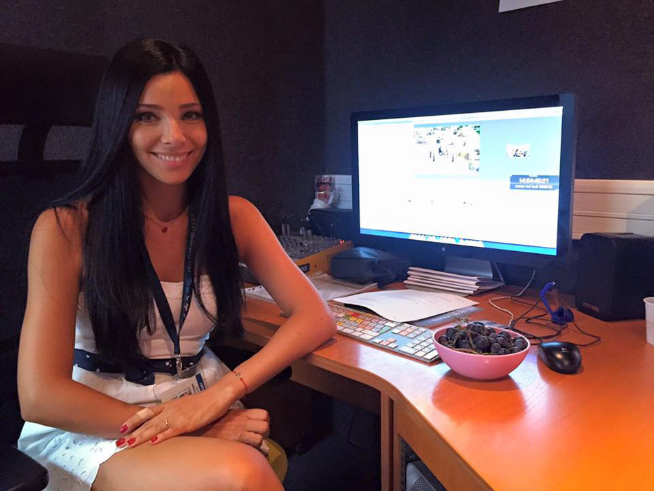 Corina Caragea este una dintre cele mai frumoase prezentatoare TV din România