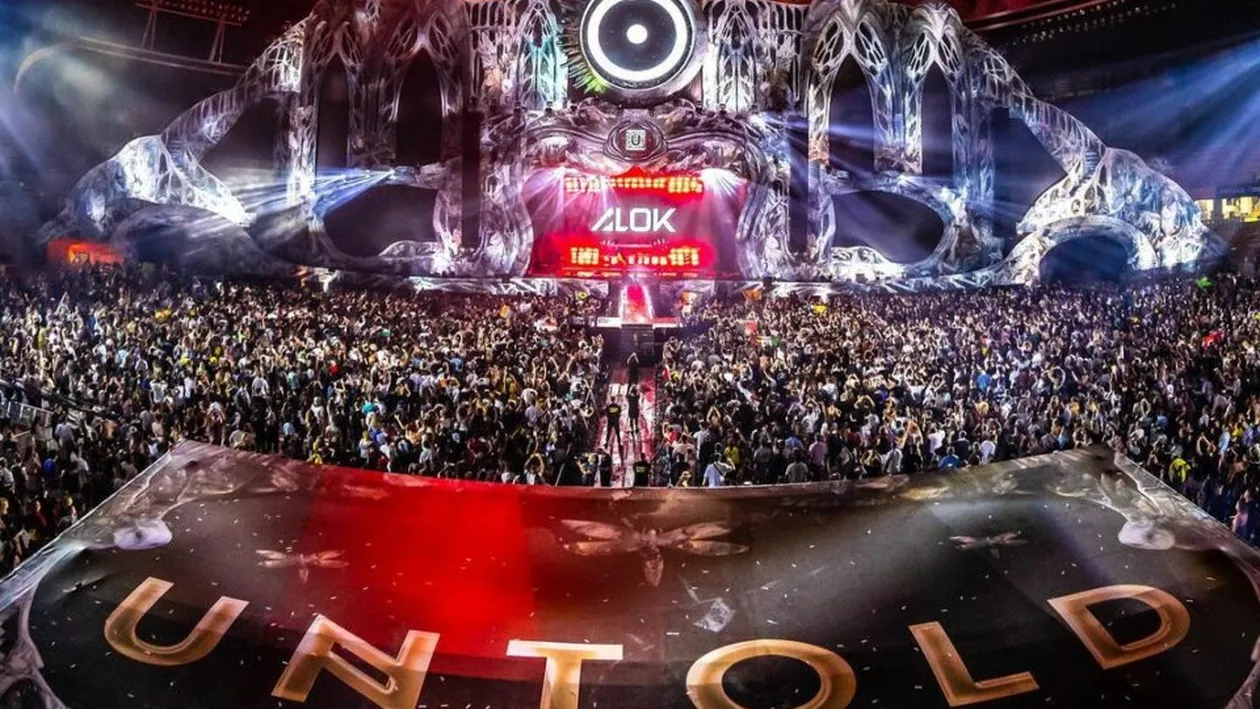 Cine vine la Untold 2023.  Nume grele pe lista de invitați, printre care David Guetta și Armin van Buuren