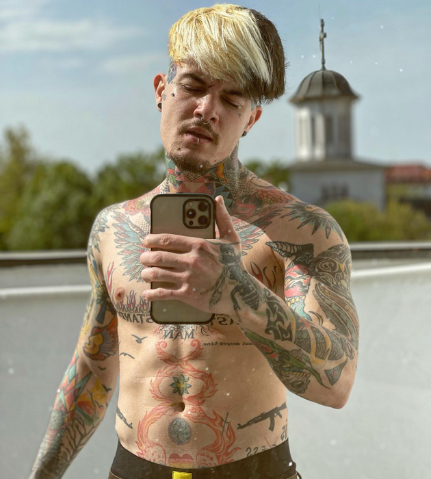 Zanni transmite un mesaj mamei care nu i-a fost alături / Foto: Instagram.com