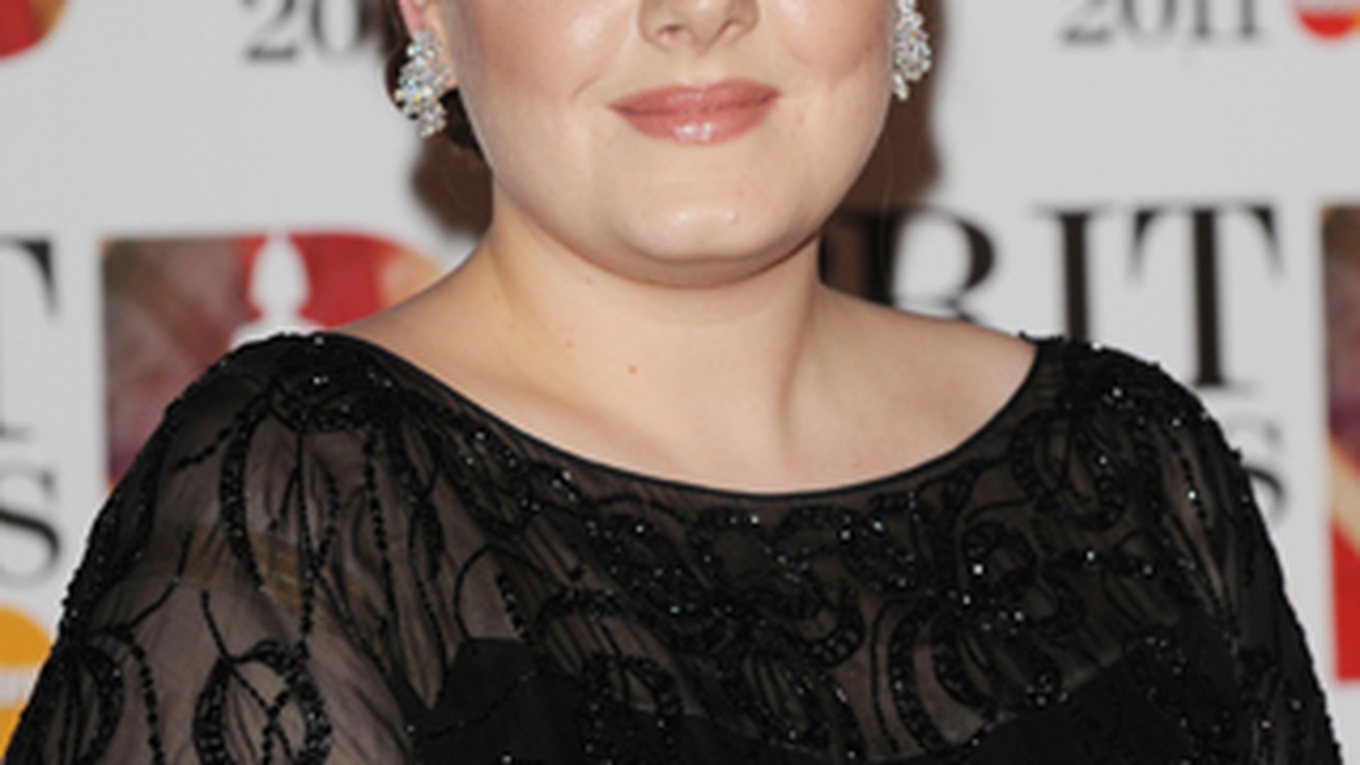 Adele, suspecta de cancer! Afla ce zic medicii!