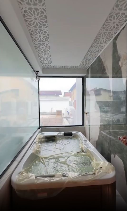 Cum arată casa lui Costel Biju? Palatul manelistului amintește de luxul din Dubai
