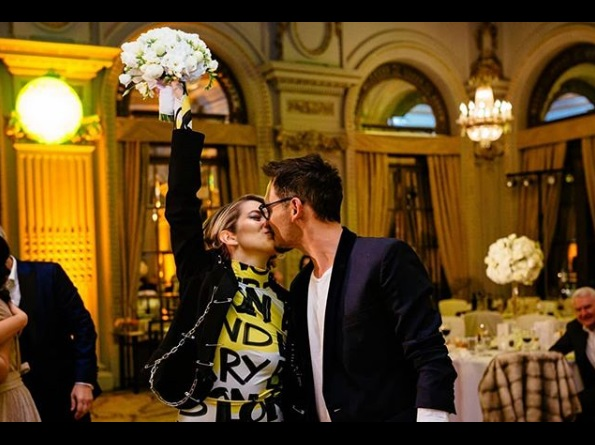 Și cu Răzvan cum rămâne!? Lidia Buble, filmată în brațele lui Connect-R