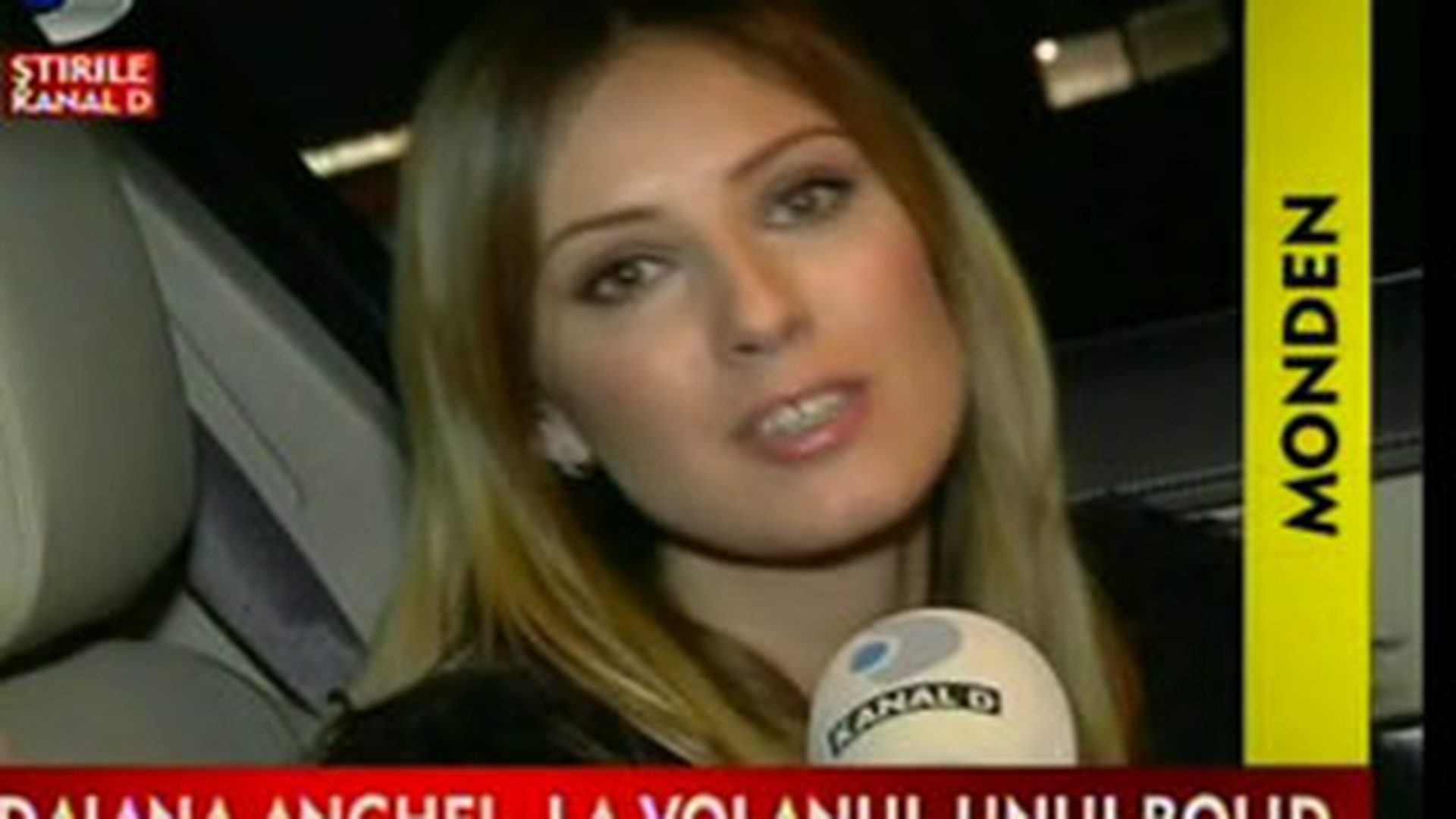 VIDEO Daiana Anghel face parcari pentru a demonstra ca este o soferita buna! "Am incurcat putin circulatia"