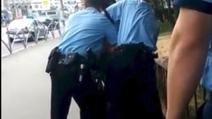 A refuzat să se legitimeze și… Ce au făcut polițiștii. S-a întâmplat în București