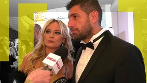 Laura Cosoi și Cosmin Curticăpean au refuzat mega-oferta de la Antena 1, iar acum își pun cenușă în cap. Vis spulberat! Copiii lor...