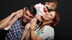 OANA ROMAN şi-a pierdut cumpătul după problemele de sănătate ale fetiţei ei şi şi-a vărsat năduful! "Tratamentul Isei..."