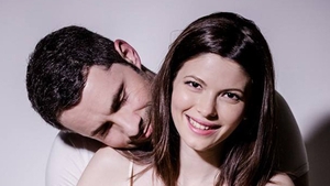 Anca Lungu, sedinta foto sexy in luna sasea de sarcina! Stirista si-a aratat burtica intr-o lenjerie provocatoare