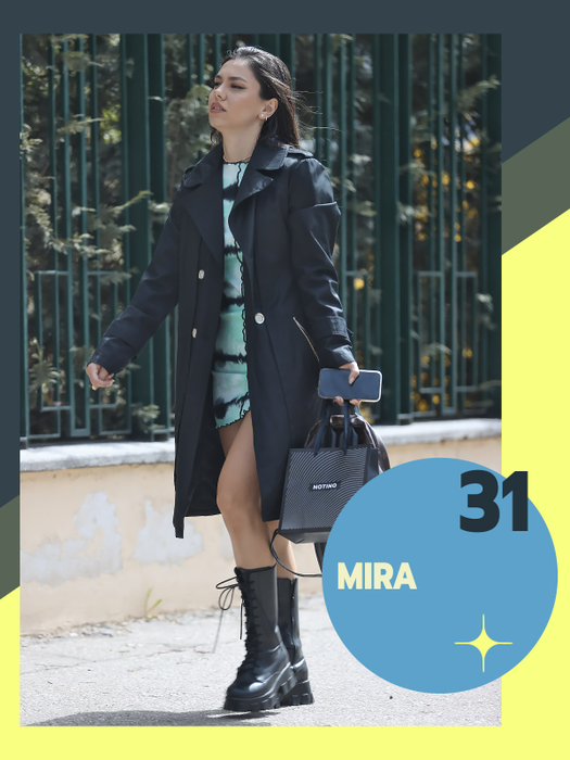 TOP 40 vedete în ipostaze rare! Mai provocator de atât nu se poate. Delia, Anna Lesko şi Ramona Olaru au pus pe jar imaginaţia bărbaţilor în rochiţe mini, mulate, chiar şi nemachiate 
