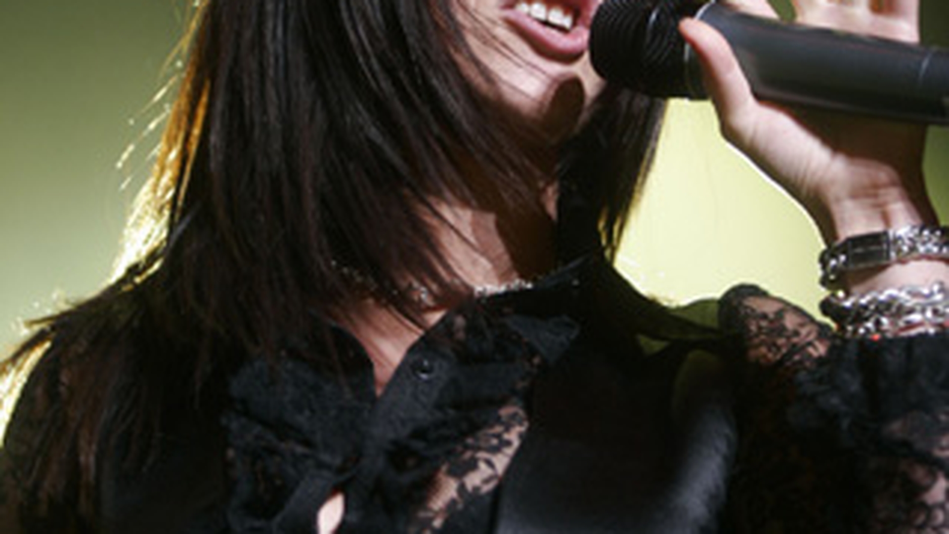 Laura Pausini este insarcinata! Italianca asteapta o fetita!