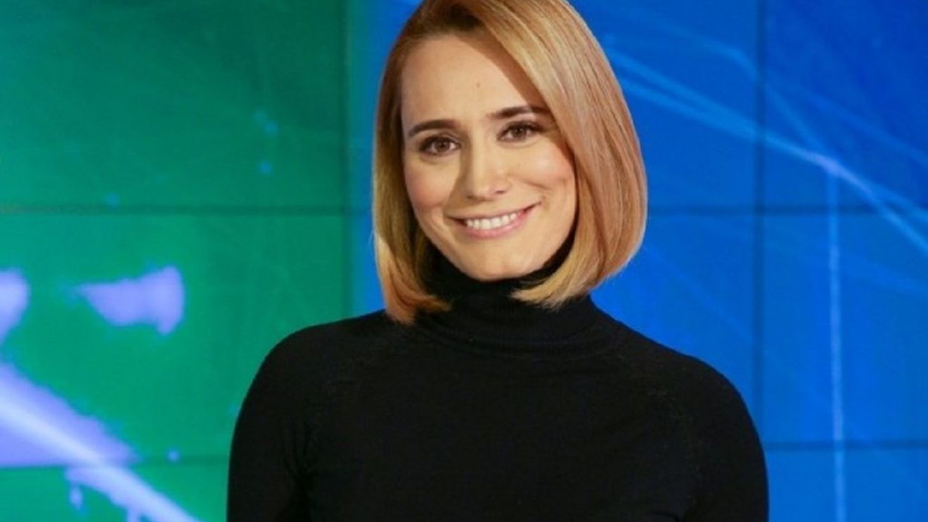 Primul jurnal Știrile Pro TV prezentat de Andreea Esca pe 1 decembrie 1995. Detaliul ciudat observat în aceste imagini